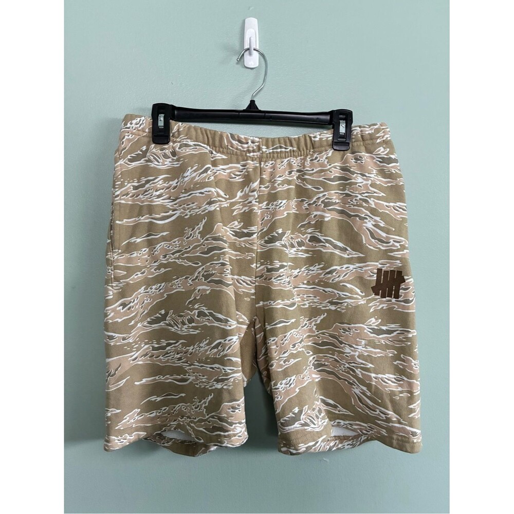 Undefeated Japan Tiger Desert Sand Camo Men’s Sweatshorts Sz L Military Inspired